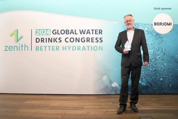 Yili's INIKIN Wins the 2024 Global Water Drinks Awards