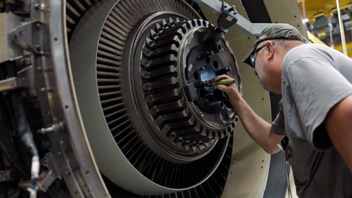 Boeing delivered 30 airplanes in December, but gap with Airbus widened in 2024
