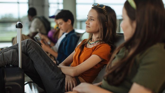 Reddit user's daughter went on vacation trip with friend’s family, then mom got the bill