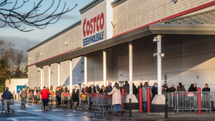 Budget travelers value 'hard-to-beat' Costco vacations, but service may not be for everyone