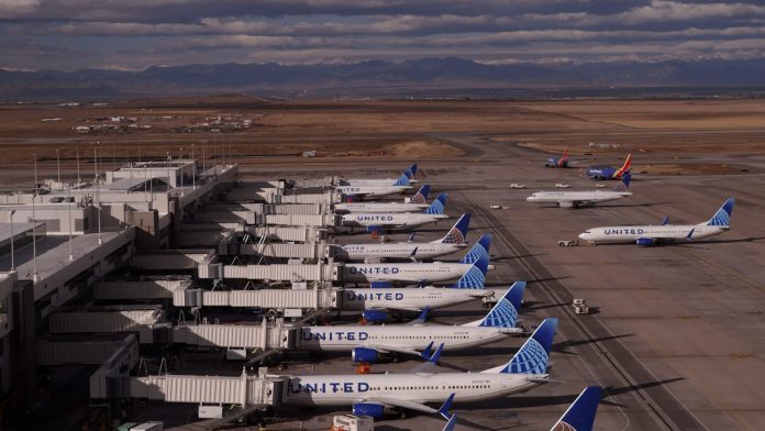 United Airlines is paring back rewards for travelers who don't have its credit card in MileagePlus overhaul