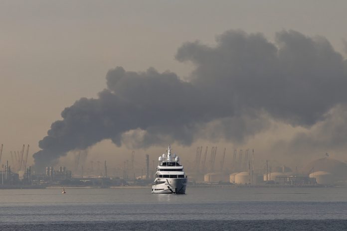 The wealthy once rushed to Dubai