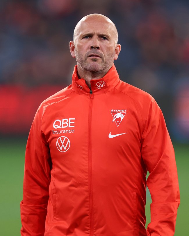 Mark McVeigh now in box seat for Essendon coaching job as decision looms