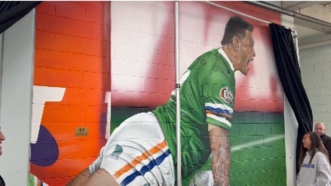 Retiring Canberra hero Papali’i fights back tears as Raiders unveil special mural