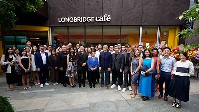 Longbridge Brings Its Pioneering Café Concept to Singapore, Making Investing Part of Everyday Life